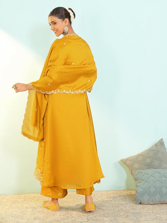 Kurta with Pant and Dupatta Sets - Image 4