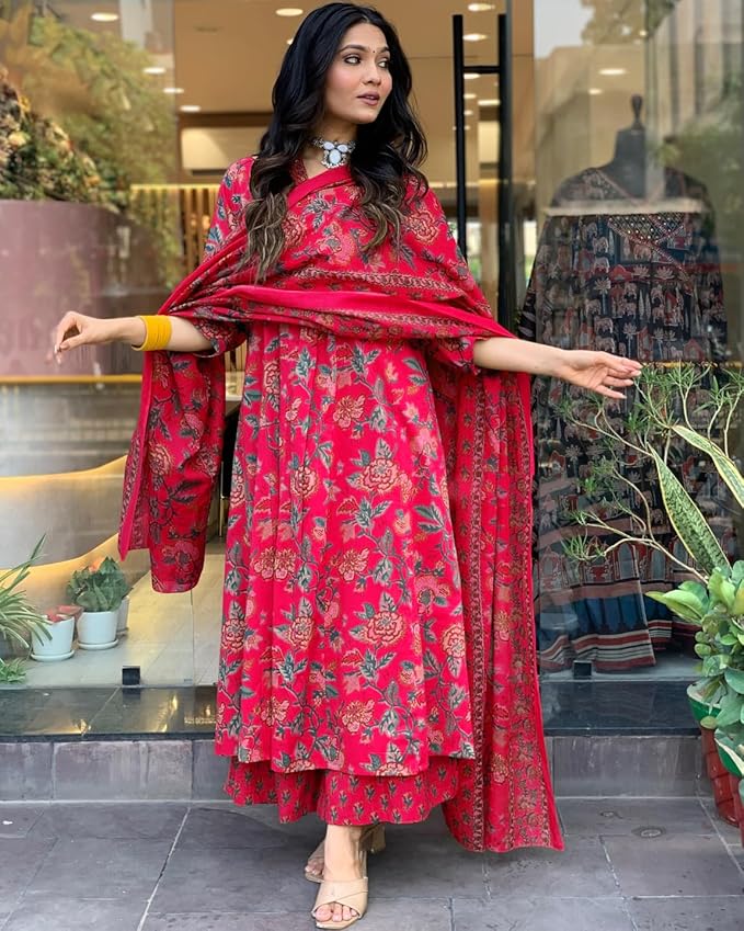 Elegant Silk Blend Suit Set - Image 3
