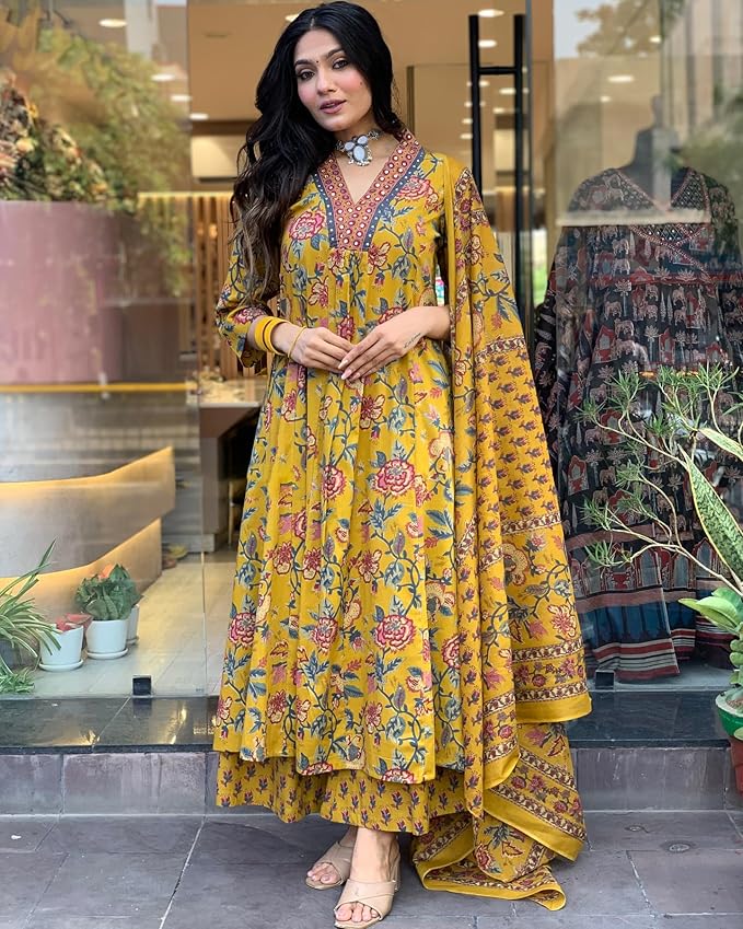 Premium Chikankari Suit Set - Image 6