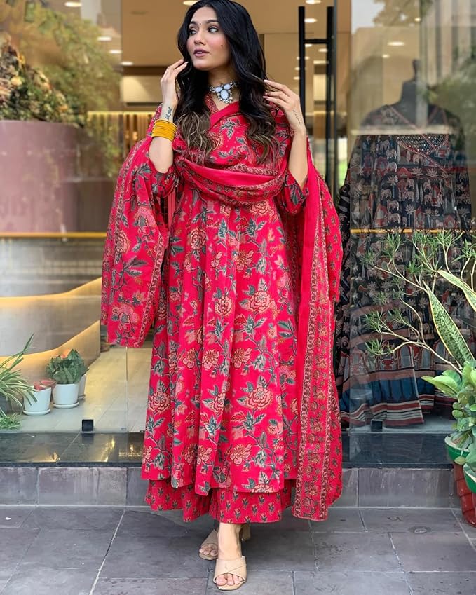 Elegant Silk Blend Suit Set - Image 5